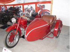 MOTO GUZZI - FALCONE SPORT CON SIDECAR