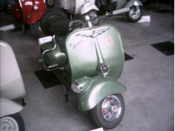 VESPA - 51 (VACANZE ROMANE)...