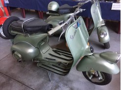 VESPA - 125 cc (1949 -...